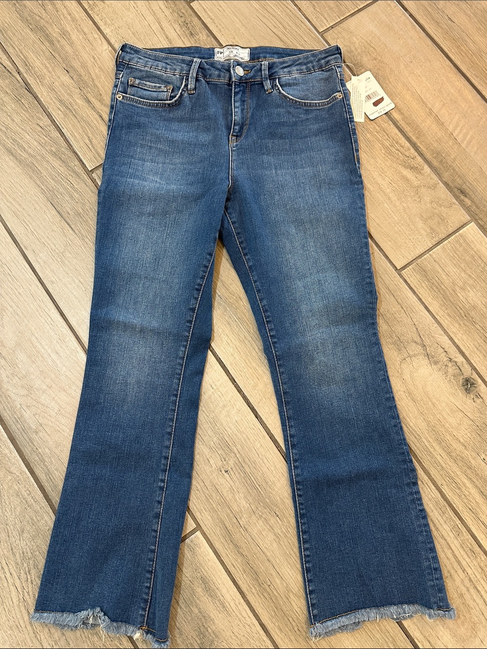 Free People NWT High Rise Crop Jeans Women Sz 30 Raw Hem Blue ob714973 Cropped
